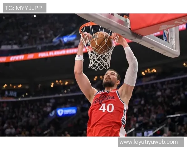 祖巴茨篮下失常小波特三分全失两队表现亮眼唯独这两人令人失望