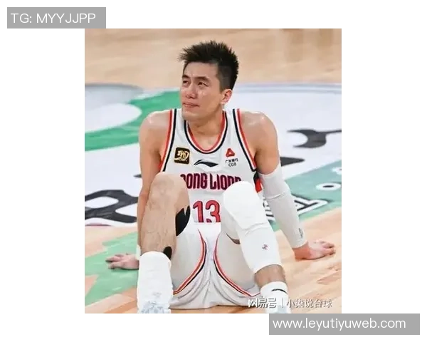 郭艾伦半场表现平平仅得7分4板3失误遭王少杰封盖状态堪忧