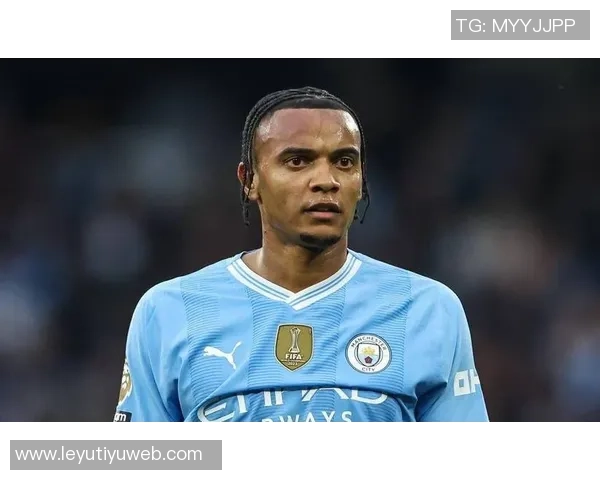 阿坎吉谈换位策略：黄牌压力下我愿意承担更多风险